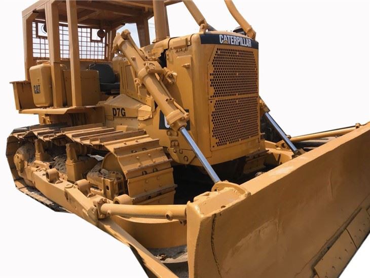 D7 Dozer