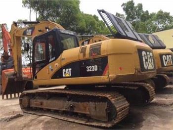 Подержанный экскаватор Carter 323D